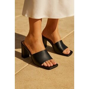 Lisa Vicky Vital-V Black Leather Block Heel Sandals Women's 8M Square Toe Dressy